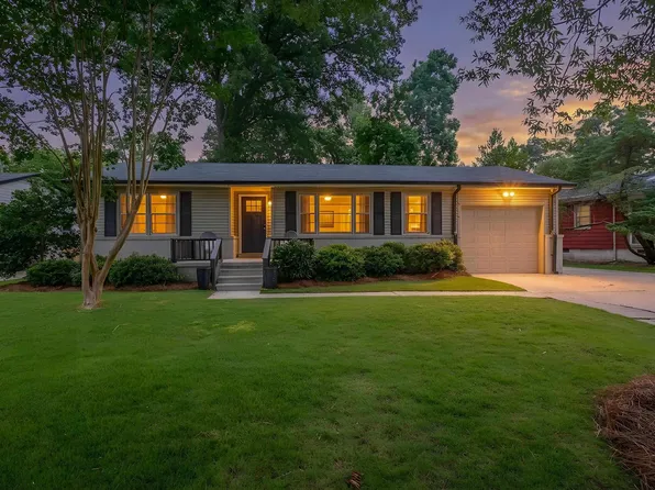636 Oakmoor Dr, Birmingham, AL 35209