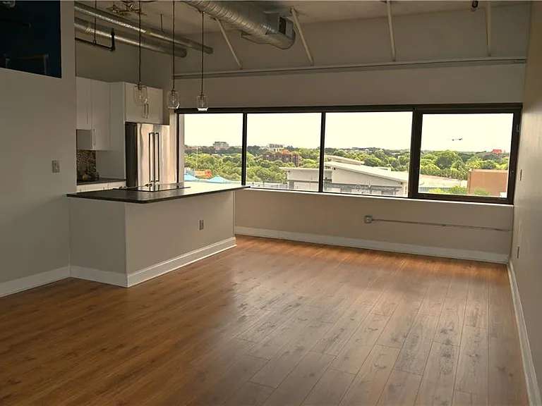 120 Ralph McGill Blvd NE #809 — Photo 3