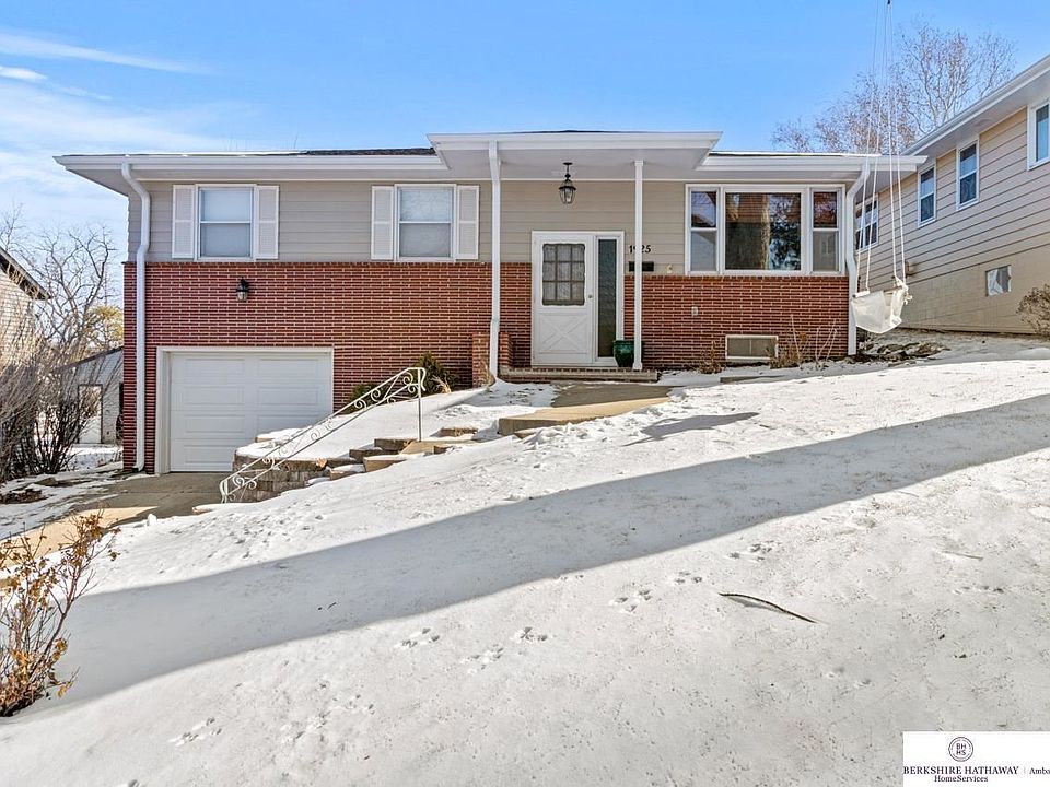 1st image of 1925 S 51st Ave