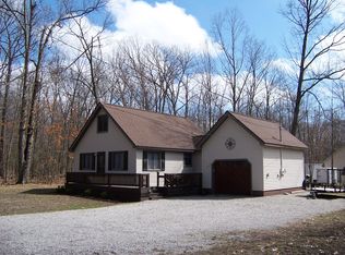 134 Bourbon St, Roscommon, MI