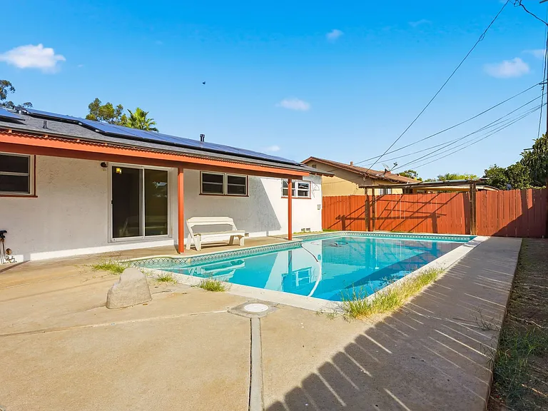 1209 Evilo St — Photo 28
