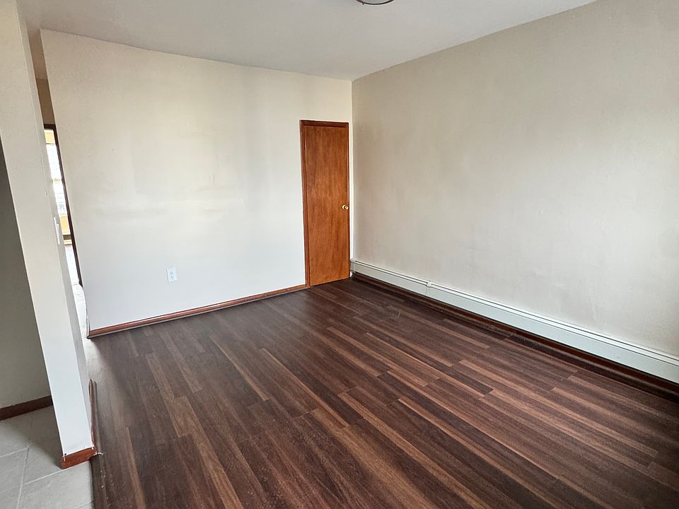 Living room - Fully renovated.