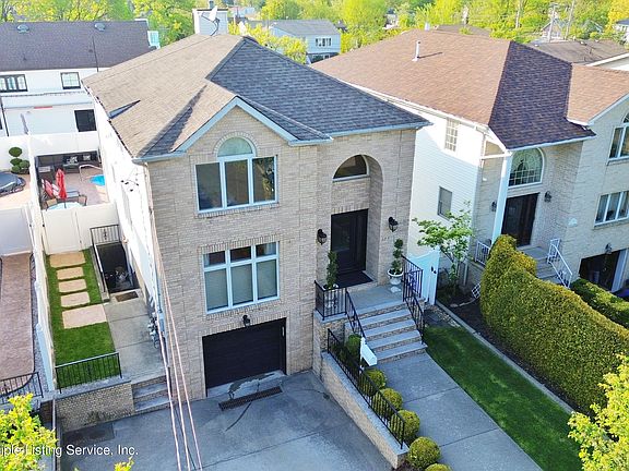 3rd image of 195 Vineland Ave