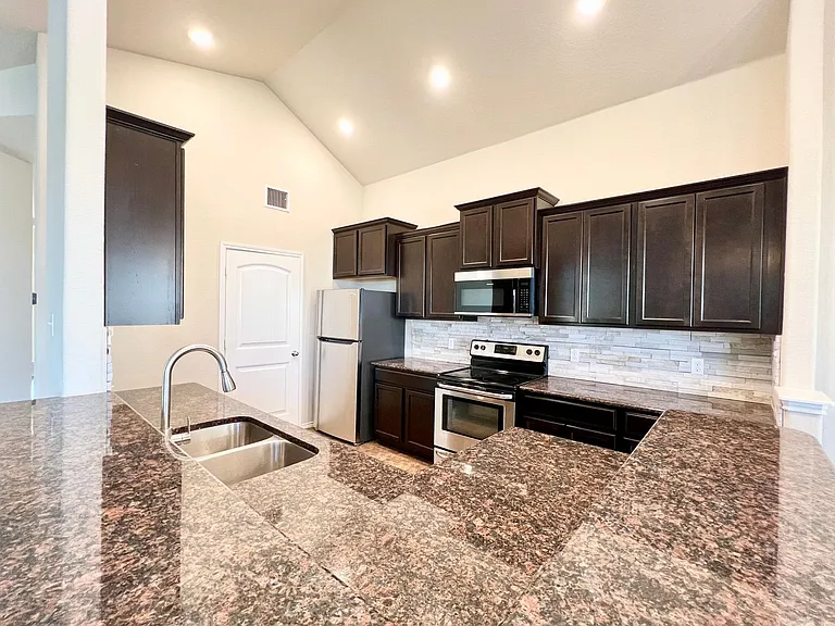 325 Ammonite Ln — Photo 20