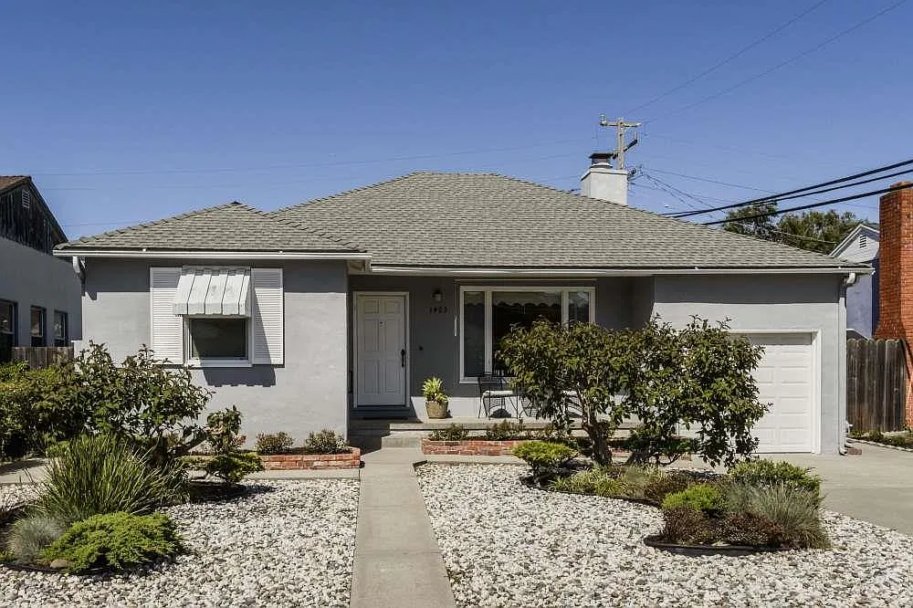 1403 Birch Ave photo 1