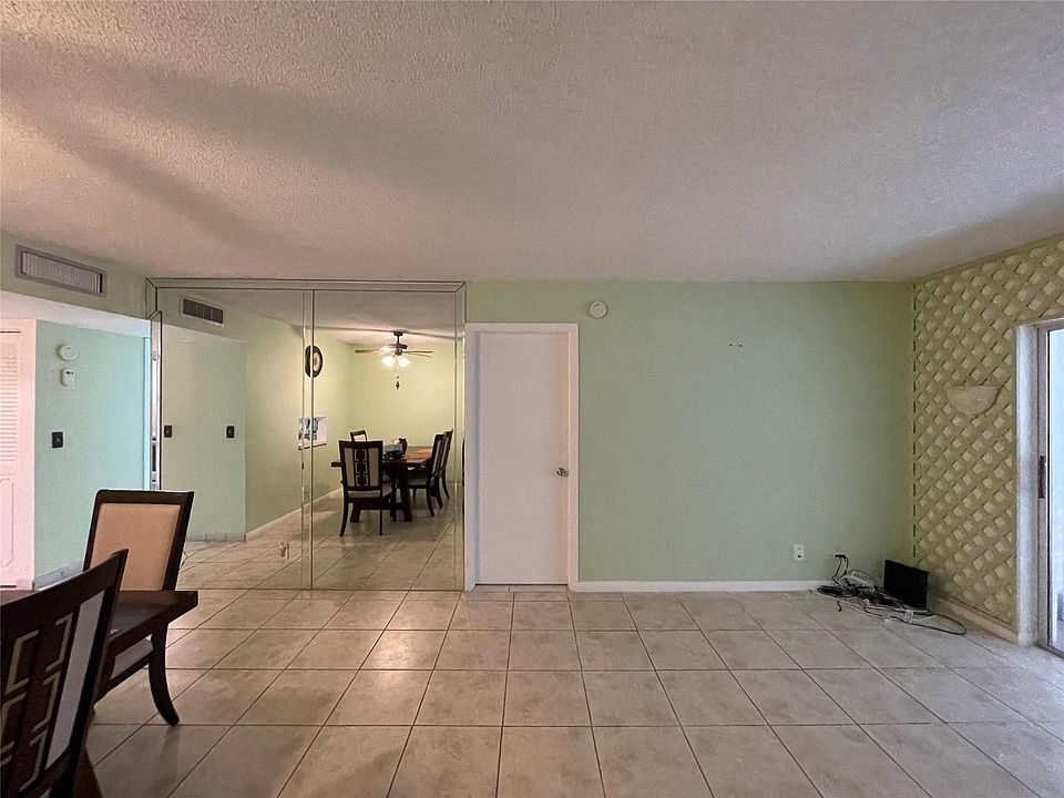 1st image of 2901 NW 46th Avenue #209