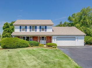 3N104 Crest Ct, West Chicago, IL 60185