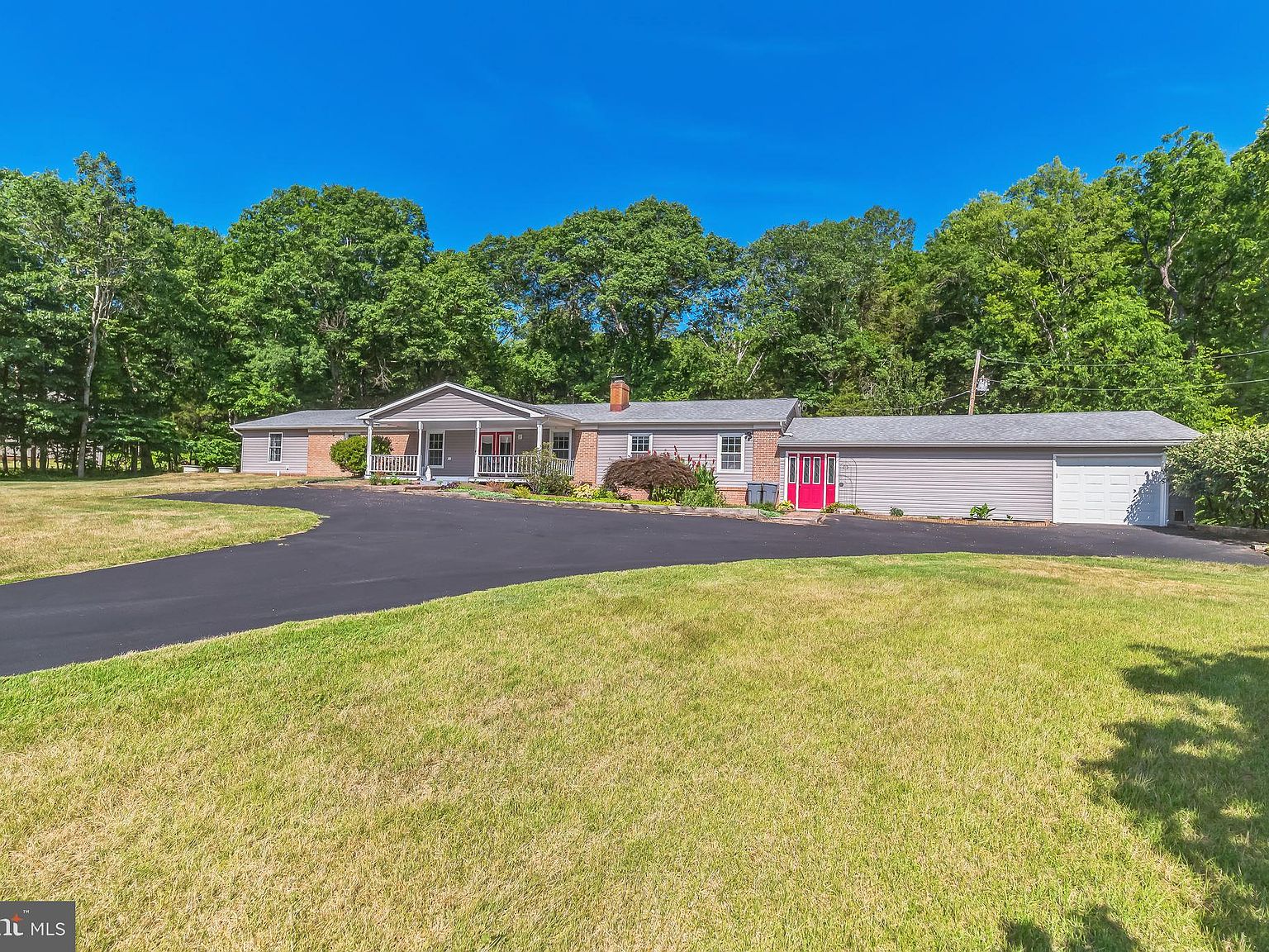 8008 Kettle Run Ct, Catlett, VA 20119 MLS VAFQ2013094 Zillow