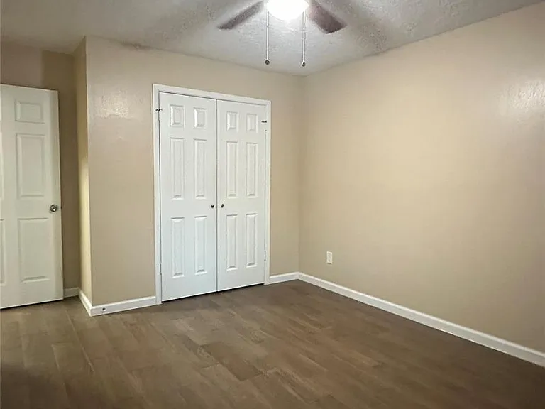 11503 Briar Forest Dr — Photo 26