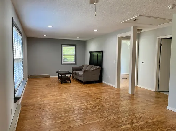 10 Branberry Dr, Westerly, RI 02891