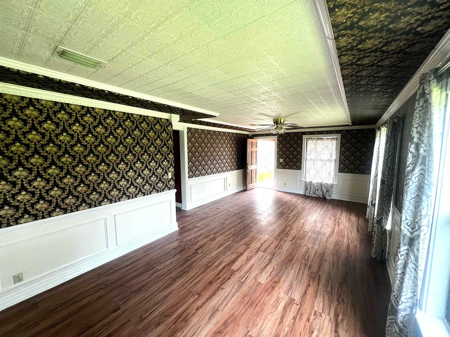 3 bed, 1.0 bath, 1176 sqft, $1,200 — Photo 4