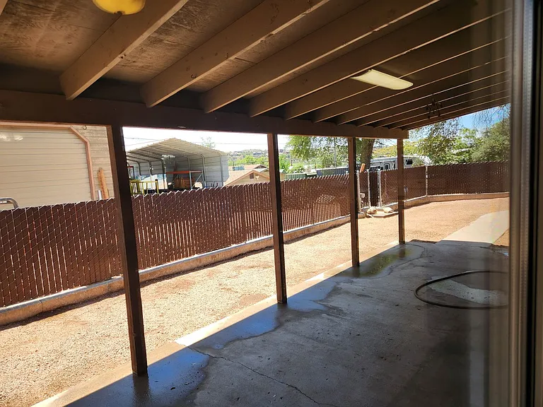 601 W Frontier St — Photo 17
