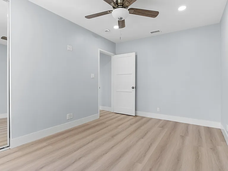815 Wakefield Ave — Photo 22
