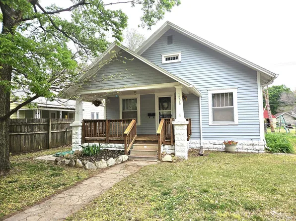 1006 E 12th Ave, Winfield, KS 67156