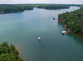 124 Sequoyah Rd, Fair Play, SC 29643