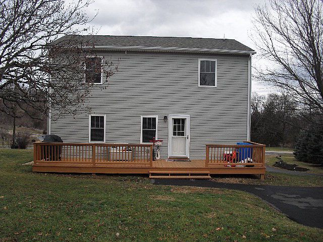 2nd image of 4 Seven Springs Ln