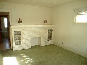 5th image of 18807 Kewanee Ave