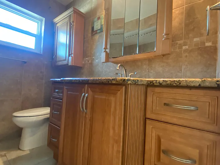 506 71st Ave #4 — Photo 23