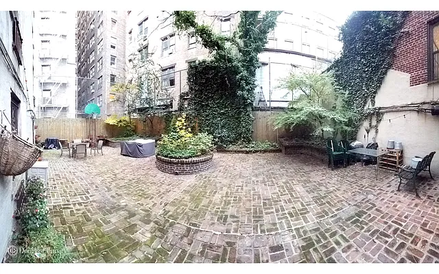 Sold by Douglas Elliman | media 16