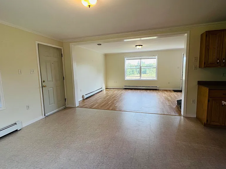 1310 Main Rd — Photo 4