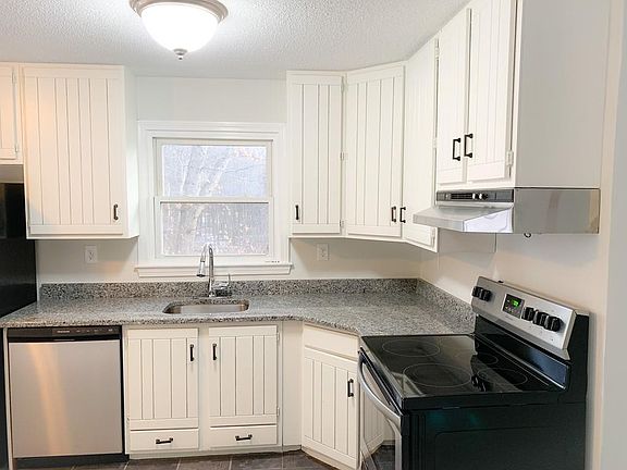 5th image of 111 Salisbury St