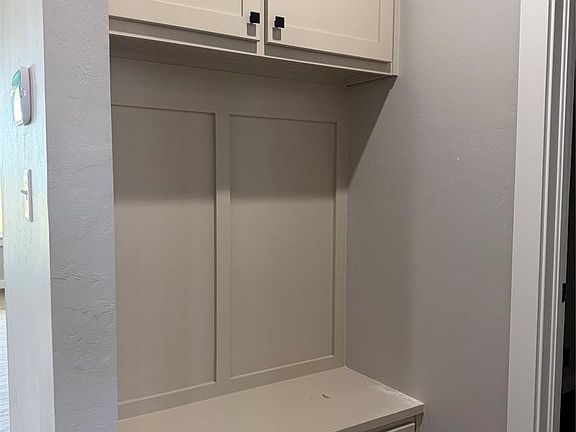 5th image of 211 Outlander Way