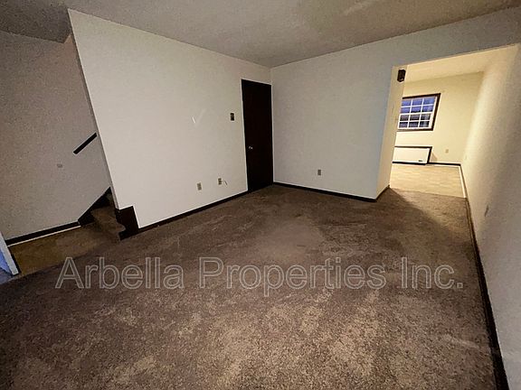 2nd image of 499 Nicholas St SE APT A3