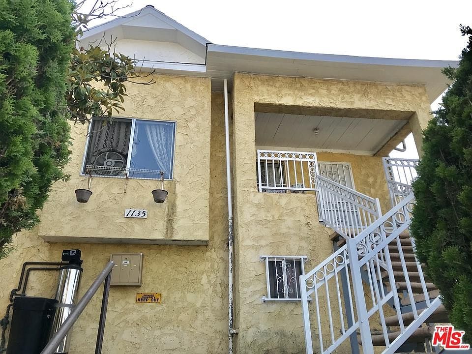 2nd image of 1135 Irolo St #A