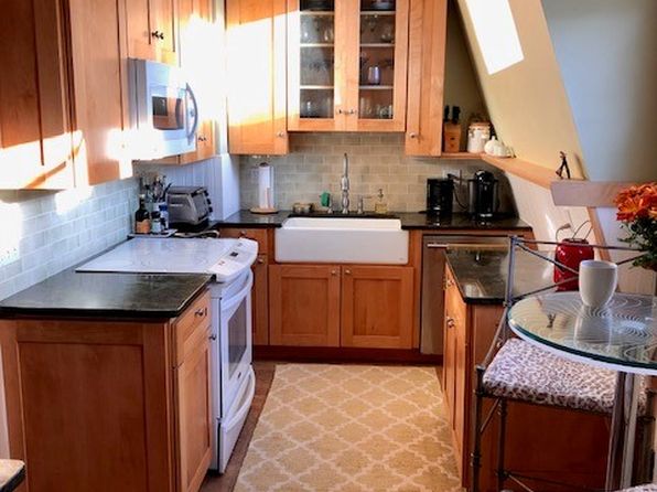 9 Arnoldale Rd #9R