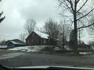 614 College Ave, Culver, IN 46511