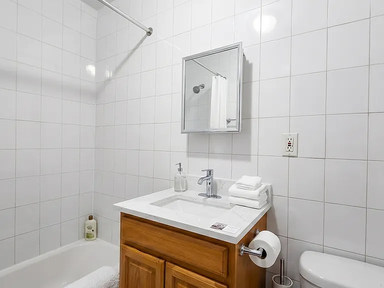 135 E 110th St #8R — Photo 5