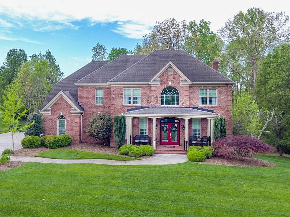 1st image of 107 Whitley Way