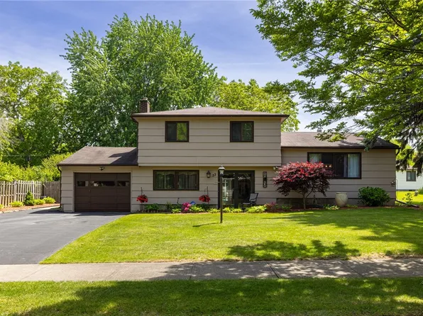 53 Echo St, Rochester, NY 14609