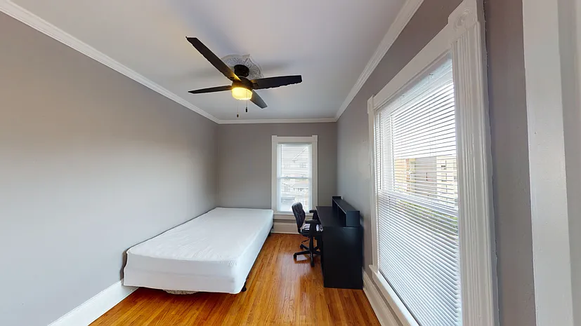 107 Comstock - 4 — Photo 3