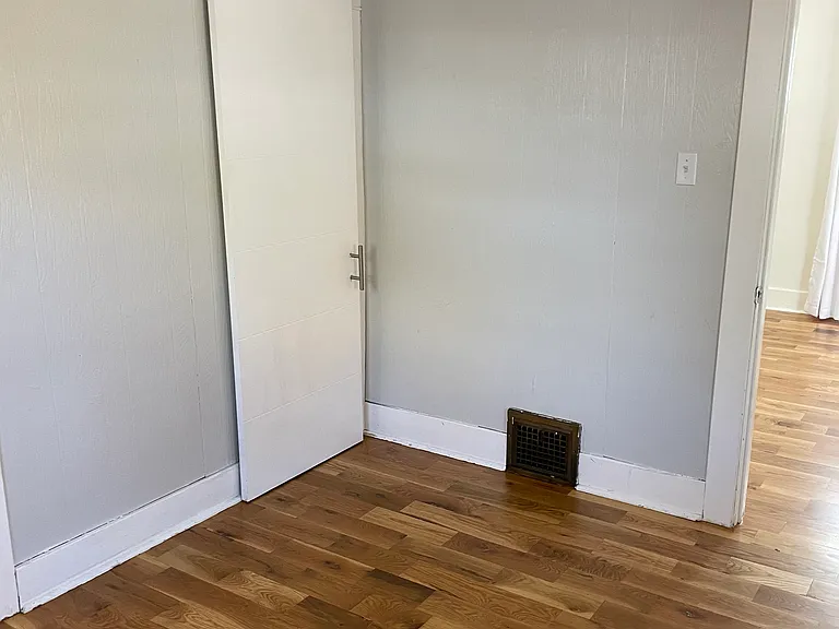 2218 S Marion St — Photo 18