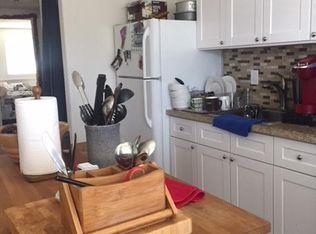 1203 Carmel Dr, Simi Valley, CA 93065