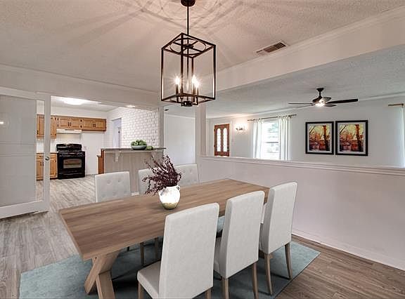 4th image of 463 Pittman St