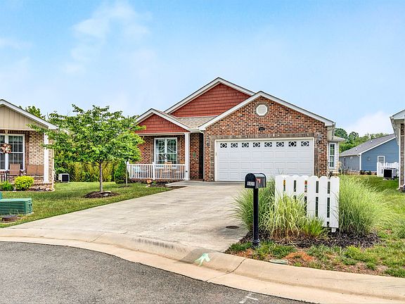 2nd image of 1031 Big Ben Dr