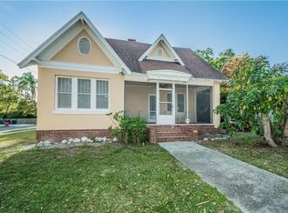 104 Banana St, Tarpon Springs, FL 34689
