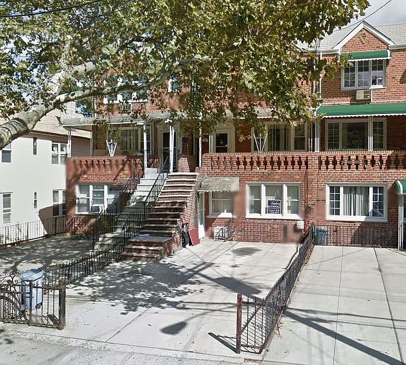 1st image of 1181 E 55th St