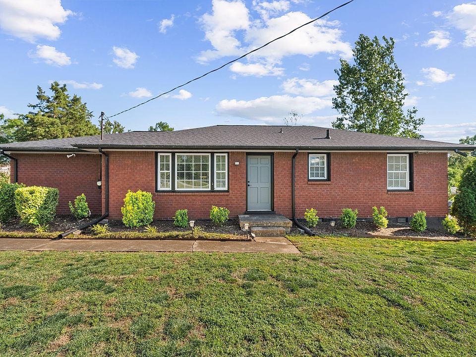 1st image of 608 Vinson Dr
