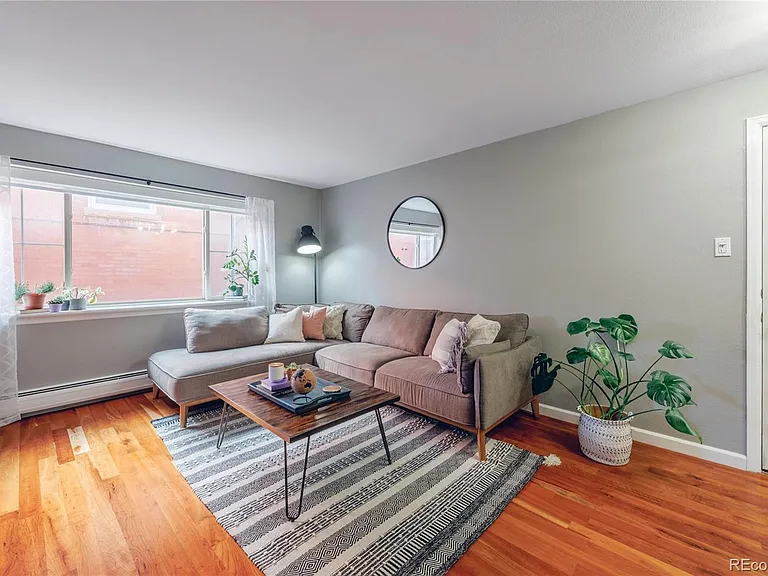 1332 N Williams St #202 — Photo 5