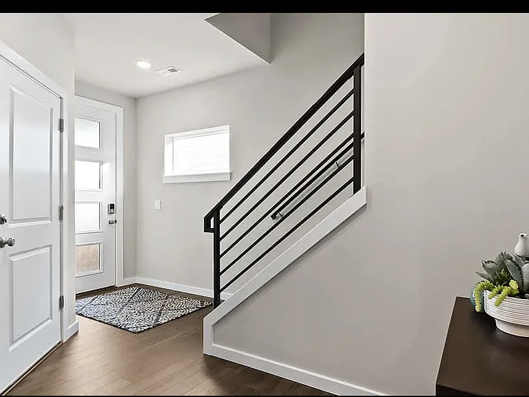 14504 2nd Dr SE — Photo 3