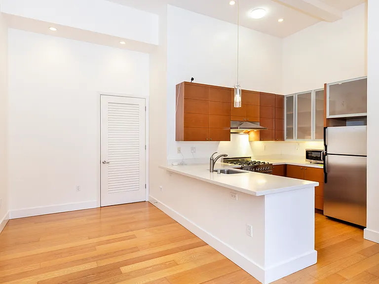 1158 Sutter St #14 — Photo 13
