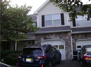127 Salem Rd, North Brunswick, NJ 08902