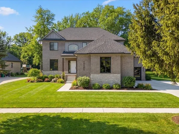 49585 White Mill Dr, Shelby Township, MI 48317