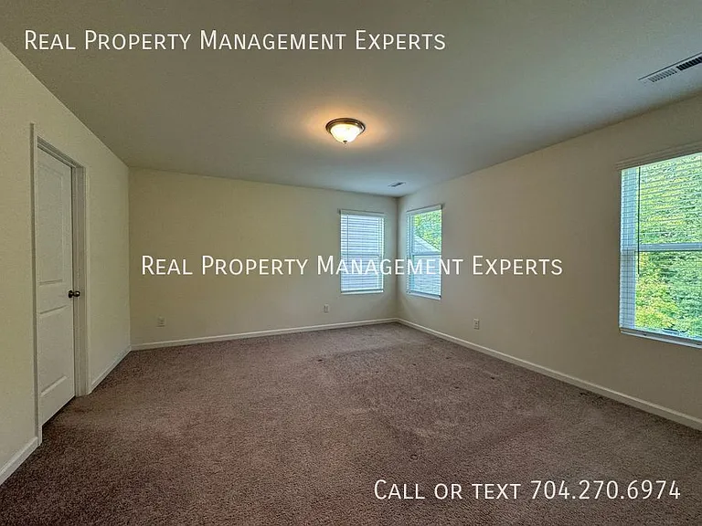 3227 Selwyn Landing Dr — Photo 13
