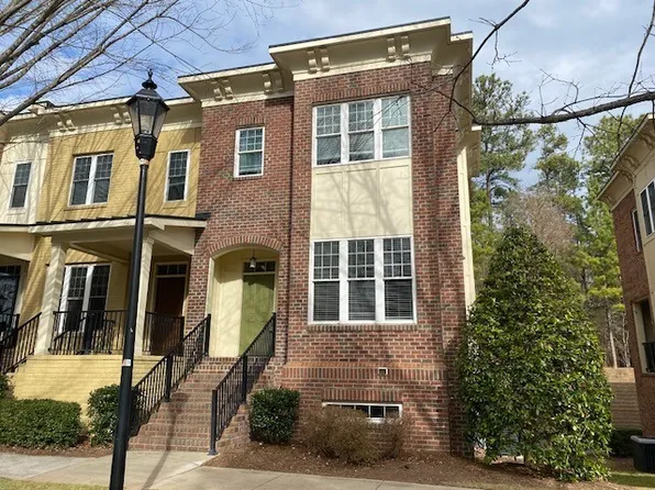 154 Finsbury St, Durham, NC 27703