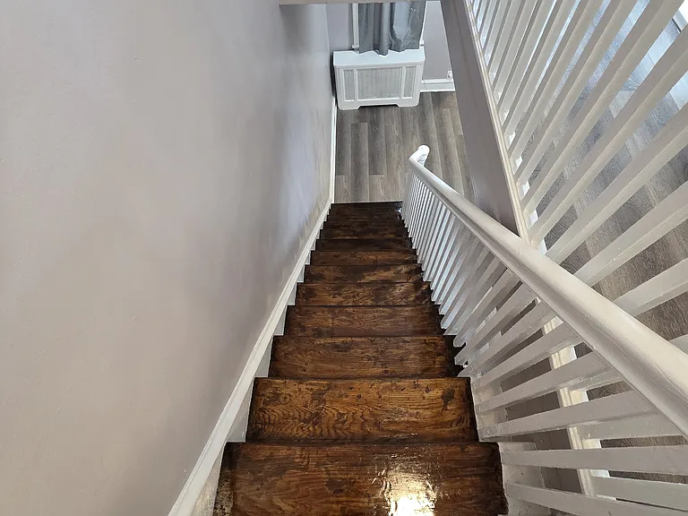 263 W Godfrey Ave — Photo 3