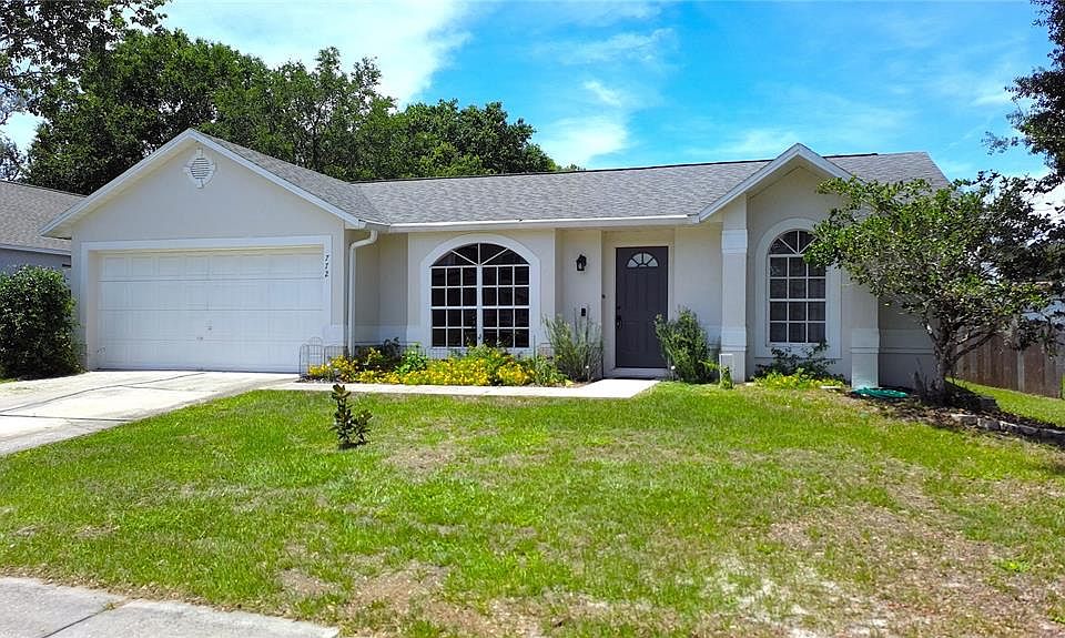 1st image of 772 Licaria Dr